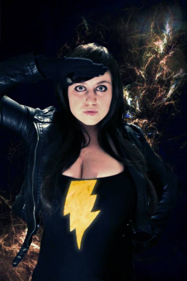 Jenn Marvel as Mary Marvel 635x952 1